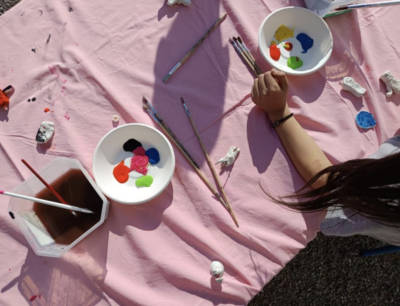 Disegnare per stare bene: i laboratori di mediazione culturale del progetto È ORA